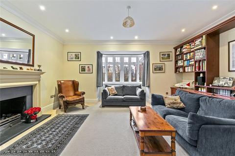 3 Greenlink Walk, Kew, Richmond, TW9 4AF