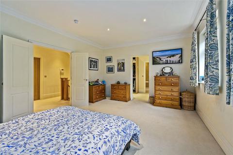 3 Greenlink Walk, Kew, Richmond, TW9 4AF
