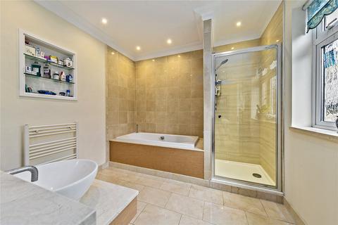 3 Greenlink Walk, Kew, Richmond, TW9 4AF