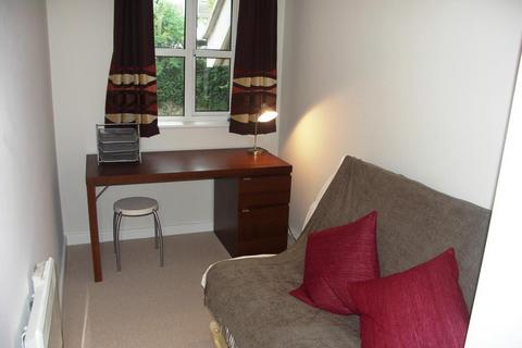 2 bedroom flat to rent, Stainbeck Road, Chapel Allerton