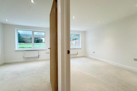 6 Drury Road, Claydon, Ipswich, IP6 0ED