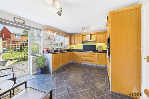 3 Balmoral Drive, Cheadle, Stoke-on-trent, ST10 1WB