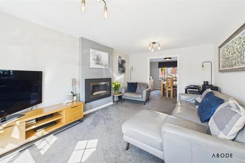 3 Balmoral Drive, Cheadle, Stoke-on-trent, ST10 1WB