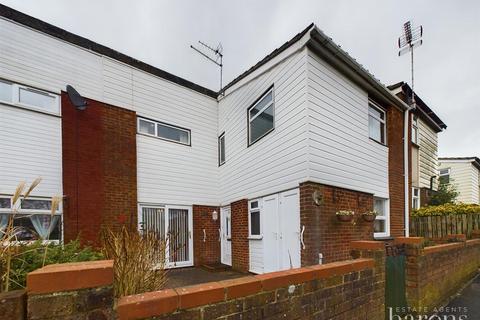 3 bedroom terraced house for sale, Lundy Close, Basingstoke RG24