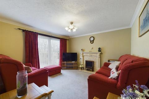 3 bedroom terraced house for sale, Lundy Close, Basingstoke RG24