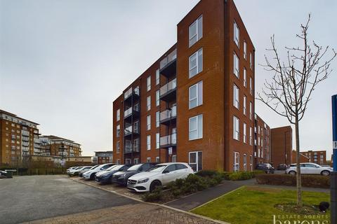 2 bedroom flat for sale, Lambert Court, 1 Strong Drive, Basingstoke RG21