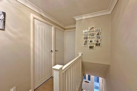 10 Sytch Lane, Wombourne, Wolverhampton, WV5 0NF
