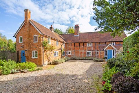 undefined, Cranes Road, Sherborne St. John, Basingstoke, Hampshire, RG24