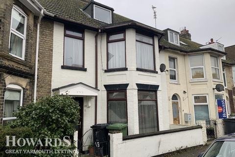 4 bedroom terraced house to rent, St Georges Road, Great yarmouth