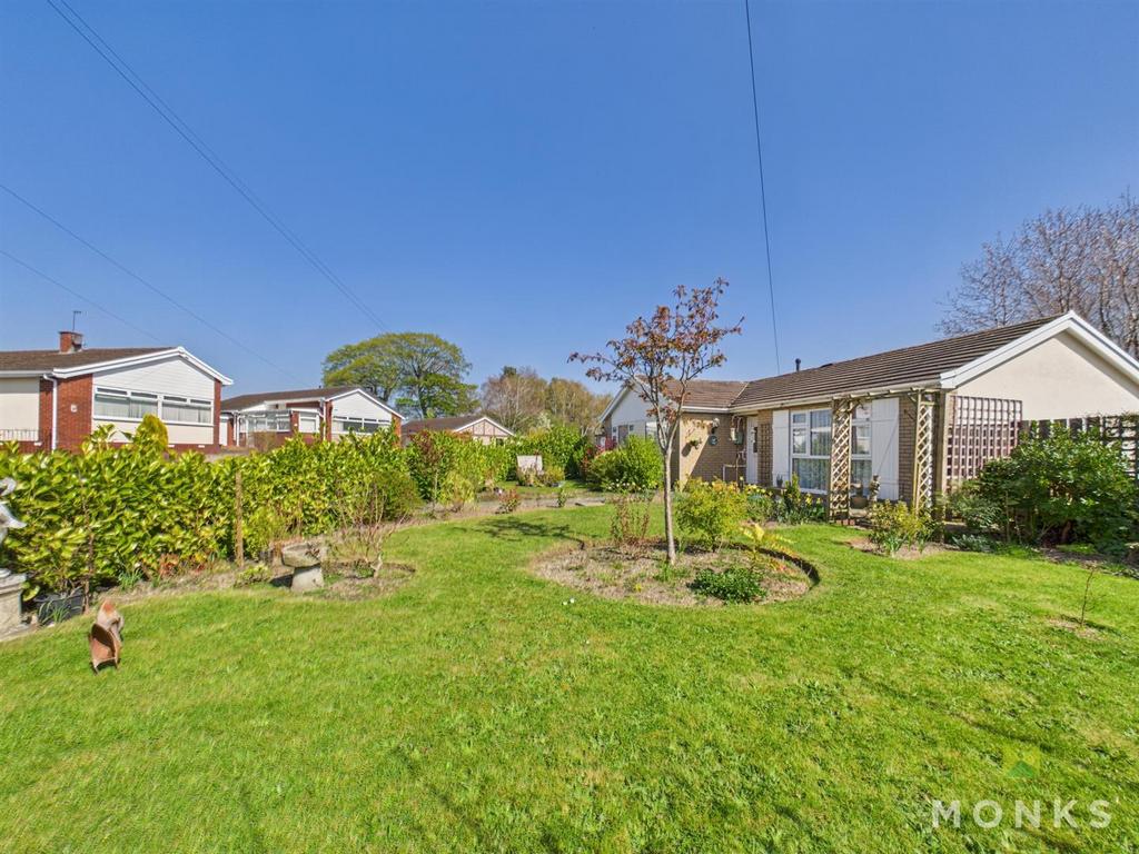 CAM01420 G0-PR0612-STILL003.jpg