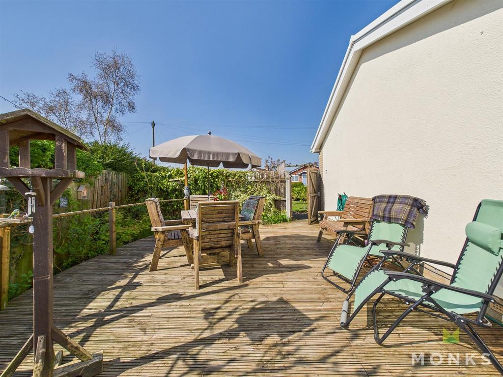 CAM01420 G0-PR0612-STILL004.jpg