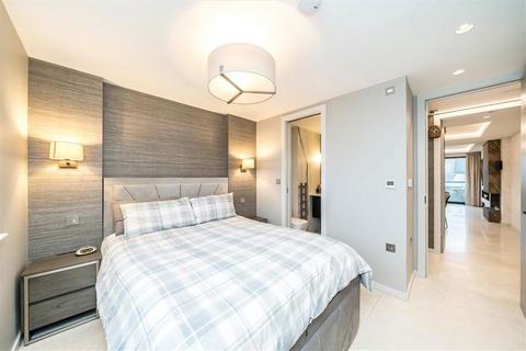 2 bedroom flat for sale, Wells Street, London W1T