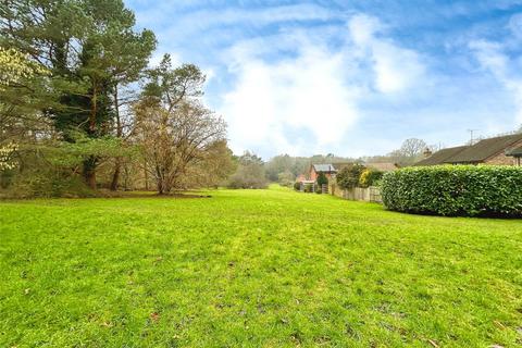 2 bedroom end of terrace house for sale, Shaftesbury Mount, Blackwater, Camberley