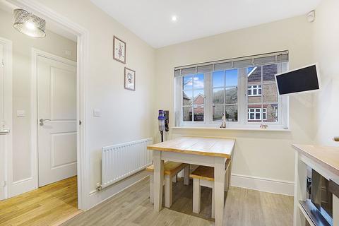 36 Kiln Way, Halling, Rochester, ME2 1FP