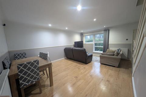 30 Caling Croft, New Ash Green, Longfield, DA3 8PX