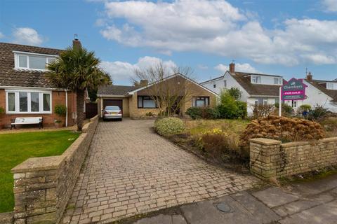 2 bedroom detached bungalow for sale, Lodge Road, Southampton SO31