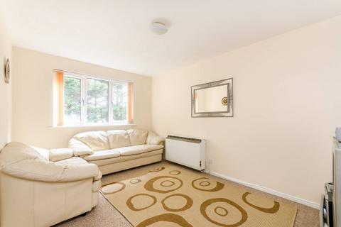 1 bedroom flat to rent, Samuel Close, New Cross, London, SE14