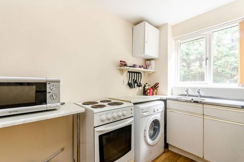 1 bedroom flat to rent, Samuel Close, New Cross, London, SE14