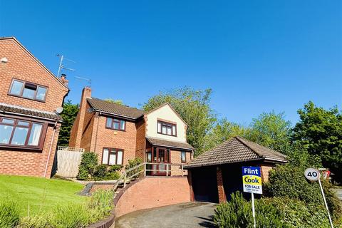 4 bedroom detached house for sale, Stonehill Drive, Bromyard