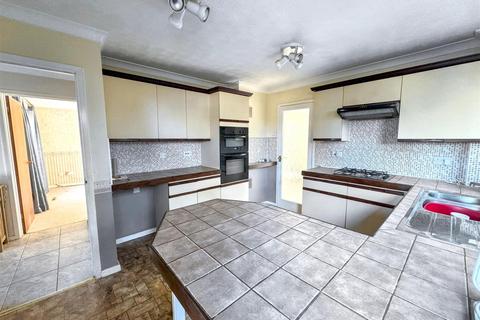 4 bedroom detached house for sale, Stonehill Drive, Bromyard