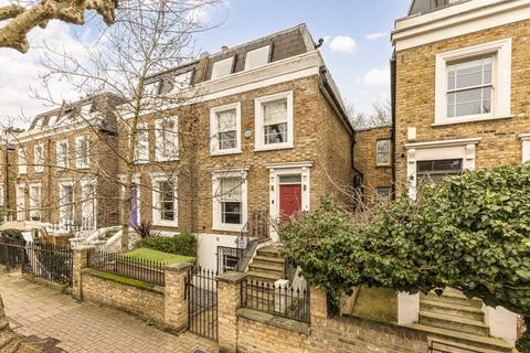 55 Brownlow Road, London, E8 4NS