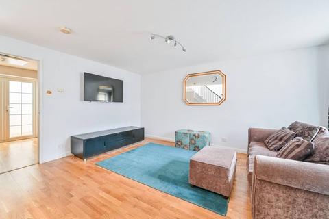 3 bedroom house to rent, Culloden Close, South Bermondsey, London, SE16