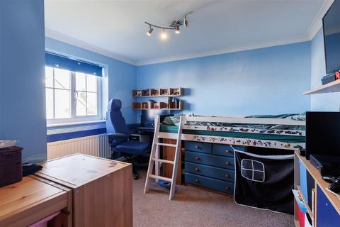 33 Tempest Mead, North Weald, Epping, CM16 6DY
