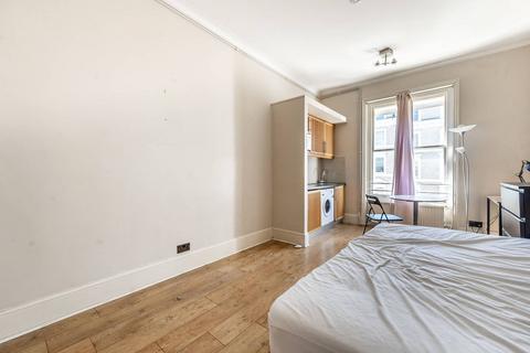 Studio to rent, Elvaston Place, South Kensington, London, SW7