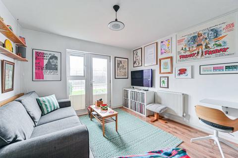 1 bedroom flat for sale, Burcher Gale Grove, Peckham, London, SE15