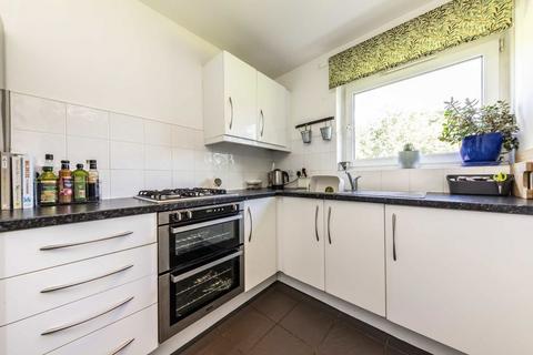 1 bedroom flat to rent, Queens Road, Kingston Upon Thames KT2