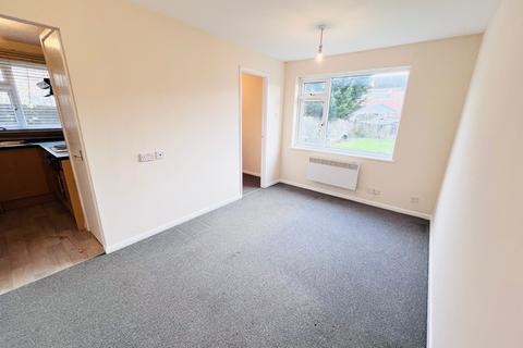 1 bedroom terraced house to rent, Thornford Drive, Westlea, Swindon, SN5 7BH