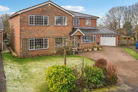 5 bedroom detached house for sale, Elm Trees, Aylesbury HP18