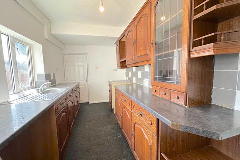 4 bedroom semi-detached house for sale, Willenhall Road, Wolverhampton WV13