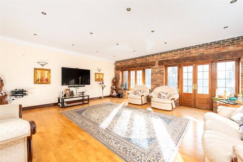 6 bedroom detached house for sale, Garth Road, Letchworth Garden City, Hertfordshire, SG6