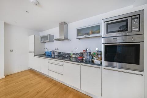 2 bedroom apartment for sale, Millharbour, London E14