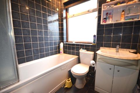 4 bedroom semi-detached house for sale, Kenmore Avenue, Kenton, HA3