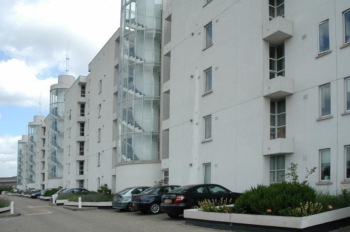 Barrier point external 2 (002) jpg