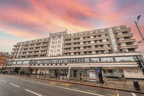 1 bedroom flat for sale, St Johns Court, Finchley Road, London, NW3