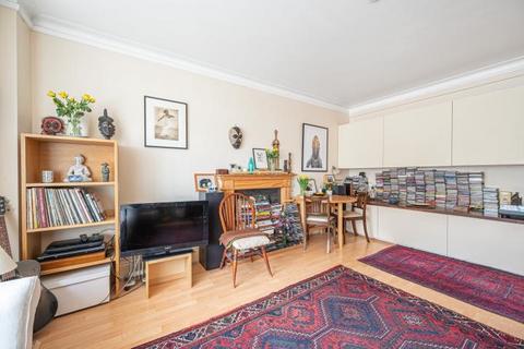 1 bedroom flat for sale, St Johns Court, Finchley Road, London, NW3