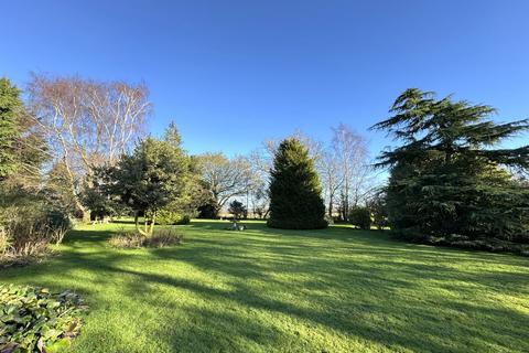 4 bedroom cottage for sale, HARPLEY - Period Cottage on Mature 0.9 Acre Plot