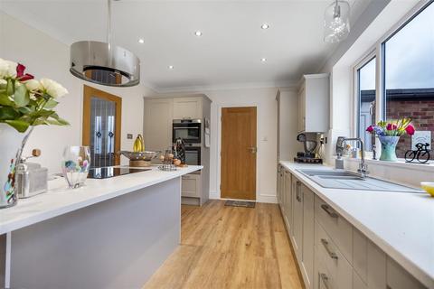 43 Westfield Drive, Darlington, DL3 9BB