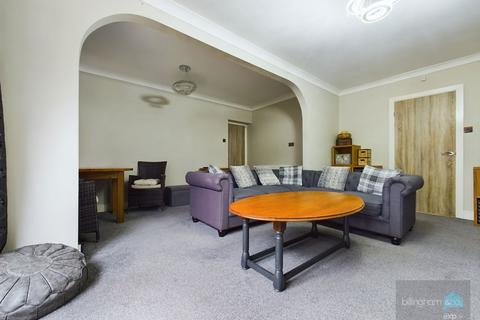 7 Astons Close, Brierley Hill, DY5 2QT