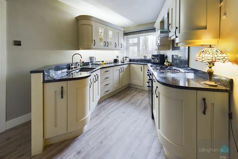 7 Astons Close, Brierley Hill, DY5 2QT