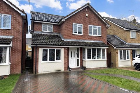 4 bedroom detached house for sale, Lapwing Drive, Heybridge