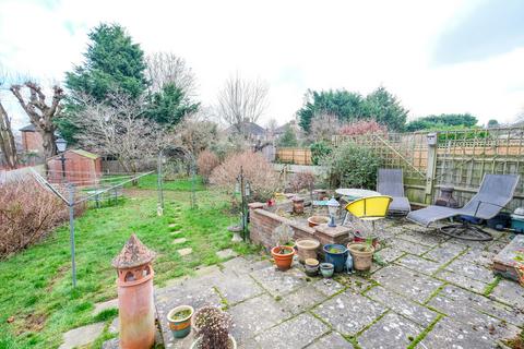 4 bedroom semi-detached house for sale, Lancing Road, Orpington