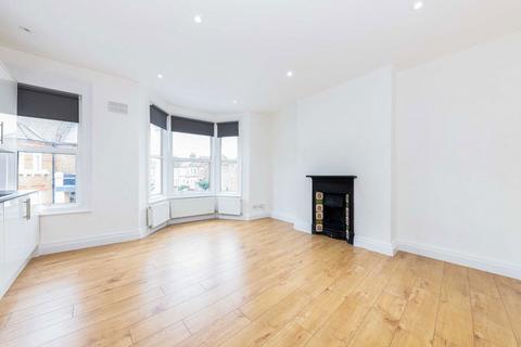 2 bedroom flat to rent, College Road, London NW10