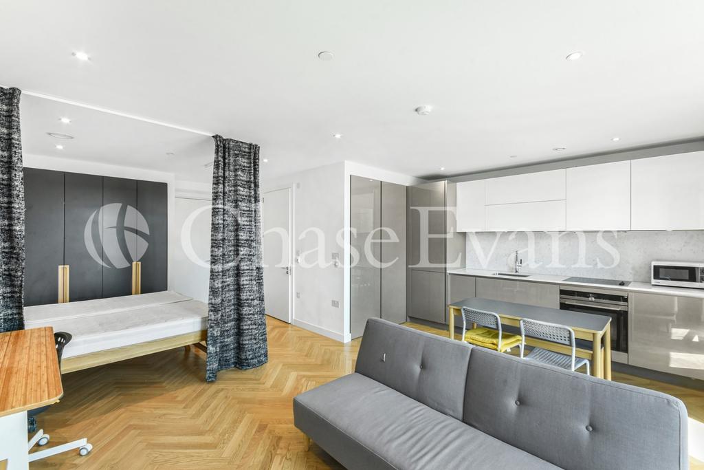 Living/Sleeping Area