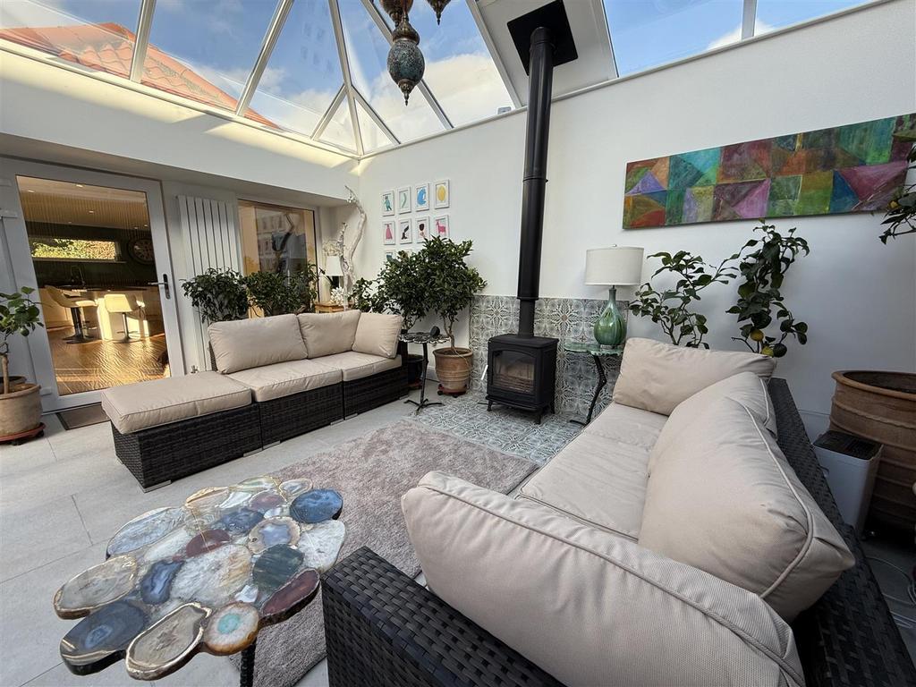 Garden room