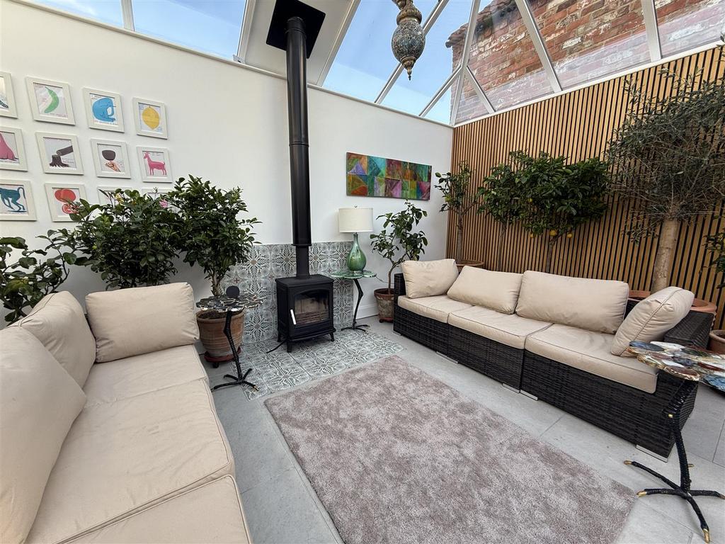 Garden room