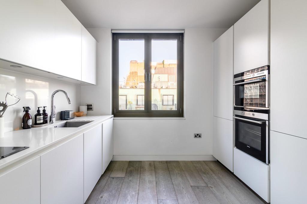 Bennet Street SW1 A